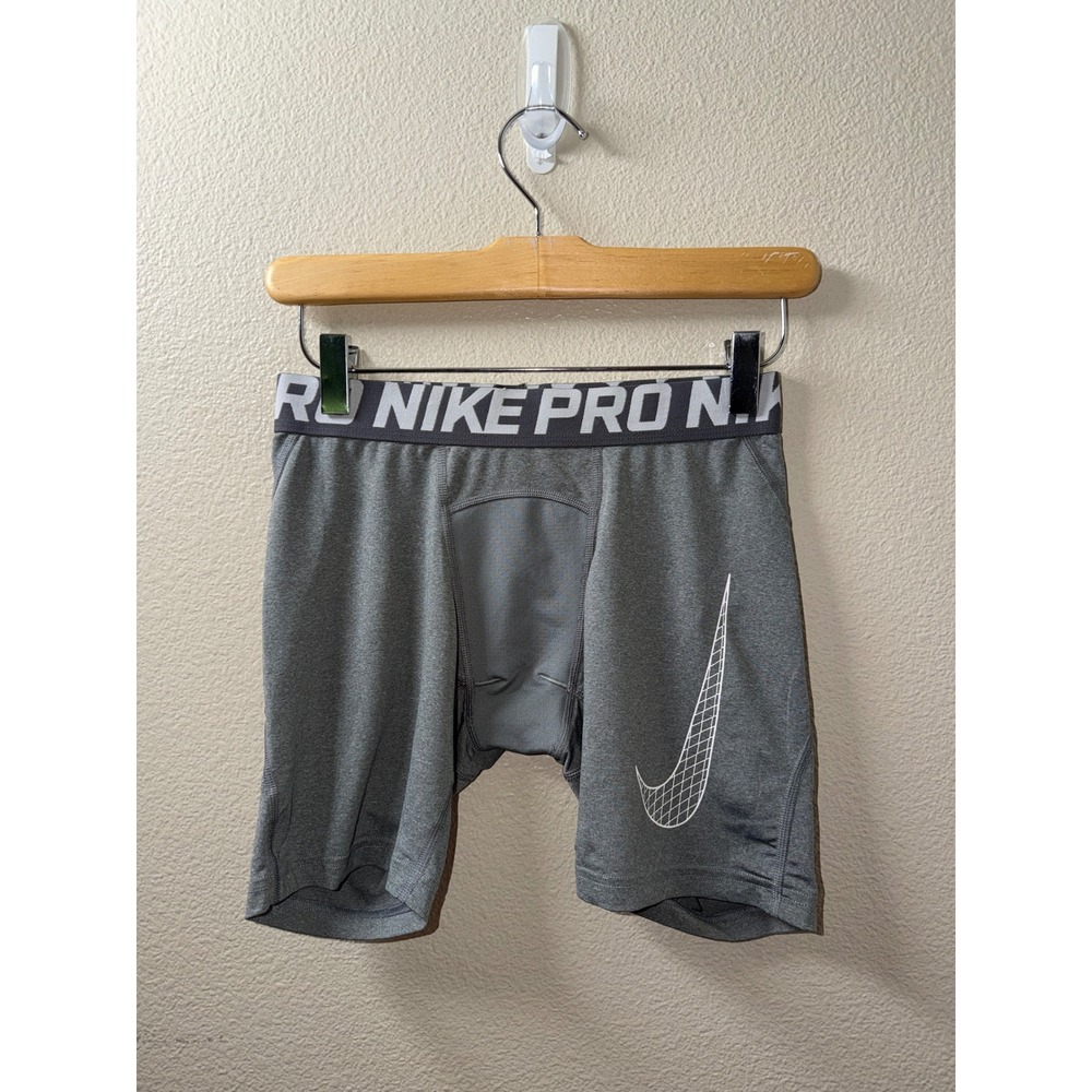 Boys Nike Pro Compression Shorts Size Large